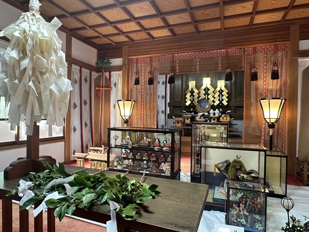 田子山富士塚・敷島神社にて思い出品 合同感謝祭が開催されました。