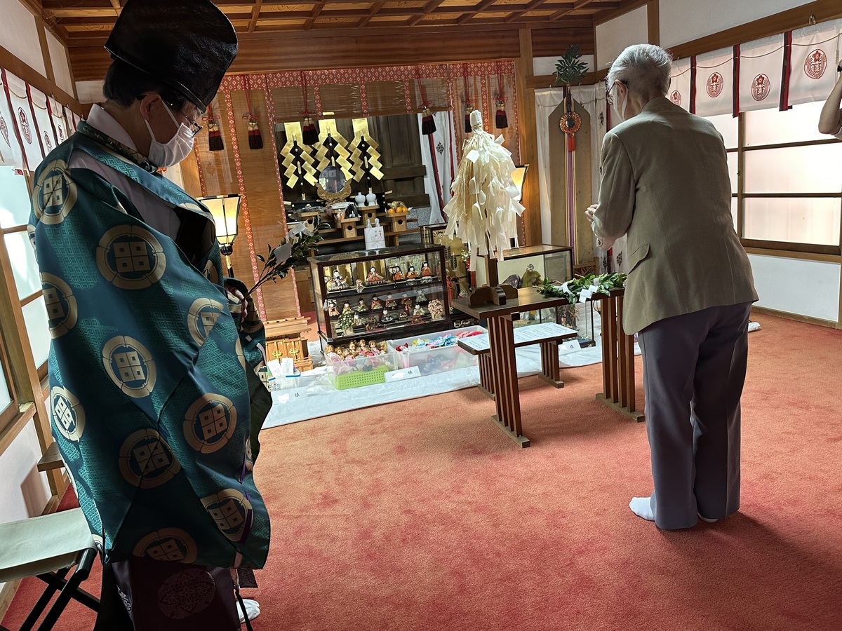 田子山富士塚・敷島神社にて思い出品 合同感謝祭が開催されました。
