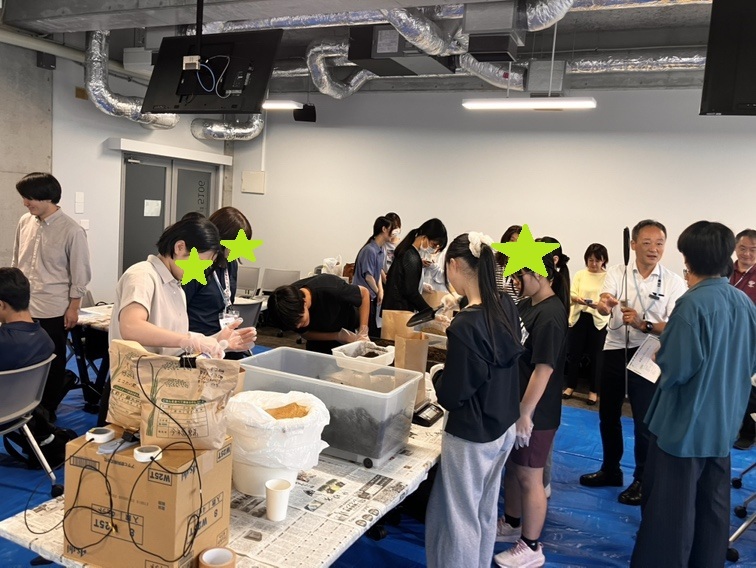 東洋大学様・朝霞市社会福祉協議会様と「紙袋コンポストづくり体験」を実施しました！